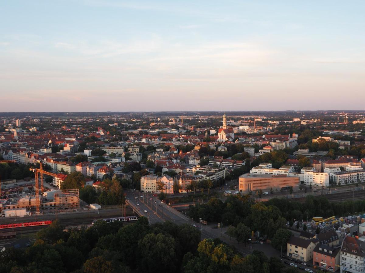 Royal - Sky - Suite Augsburg Bagian luar foto